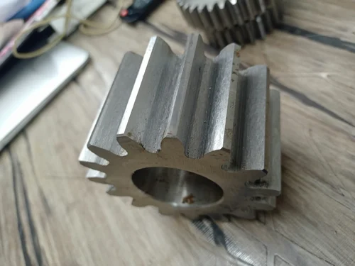 Spur Gear, Number Of Teeth: 18 - Image 2